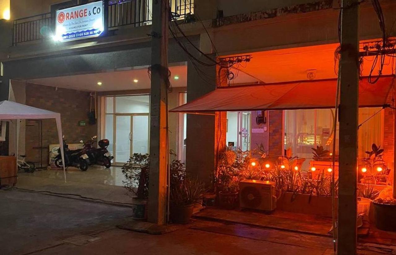 Orange Jomtien Hotel Kültér fotó
